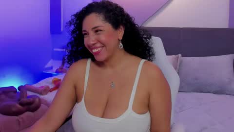 Ana My schedule 0400 - 1600 GMT -5 online show from 03.03.25