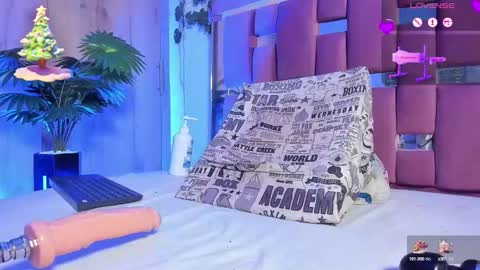 Snapshot of ana_winnss24 chatting on 12.30.24 ana winnss24 online show from 12.30.24