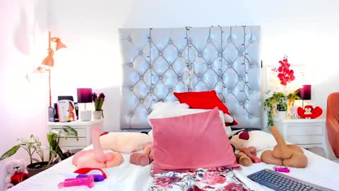anaa_bellaa online show from 12.04.24