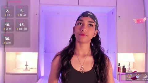 anaacollins_ online show from 11.03.25