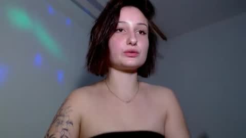 Snapshot of anabanana77 chatting on 11.04.25 anabanana77 online show from 11.04.25