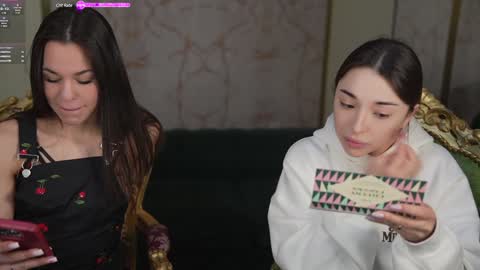Snapshot of anabel054 chatting on 03.09.25 Anabel Kira Zlata Kira Elice Lana Dominika Sofy Kaila Bridget online show from 03.09.25