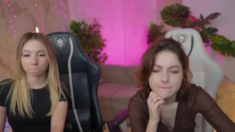 Sweet girls online show from 02.08.25