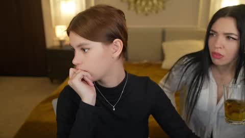 Sweet girls online show from 03.10.25