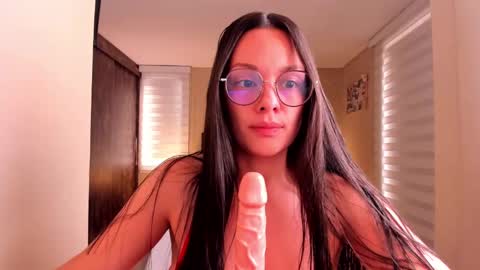 Anabel online show from 01.21.25