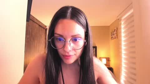 Anabel online show from 02.04.25