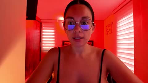 Snapshot of anabel_25 chatting on 02.13.26 Anabel online show from 02.13.26