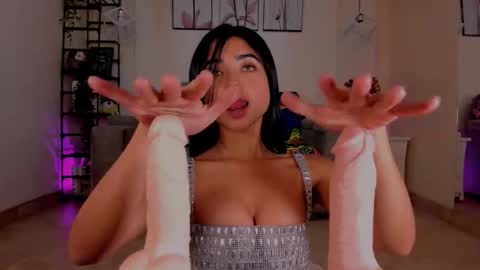 Snapshot of anabella__stone chatting on 10.27.25 Ana and Nixon online show from 10.27.25