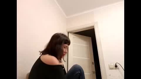 ANABELLOVEE online show from 03.08.25