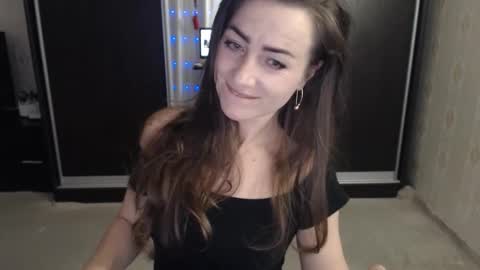 Milana online show from 10.16.25