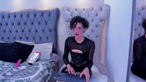 Anaciet Evans online show from 04.19.26