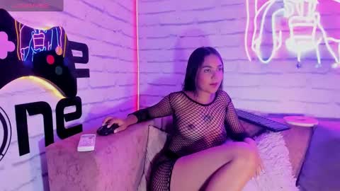 Snapshot of anaelle_bardin chatting on 01.31.25 Anna online show from 01.31.25