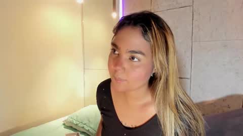 Anna online show from 11.02.25