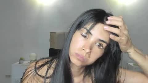 Ana Henao or Annie... Follow me ahenaocb Insta  X online show from 04.10.26