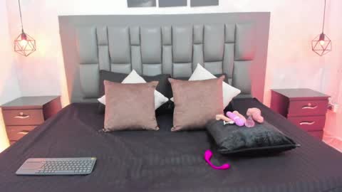 anahi  online show from 04.06.26