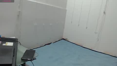 Snapshot of anahibrowns95 chatting on 03.04.25 Anahi Browns online show from 03.04.25