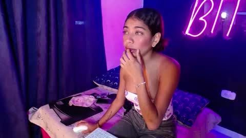 anais  cooper  online show from 12.14.24
