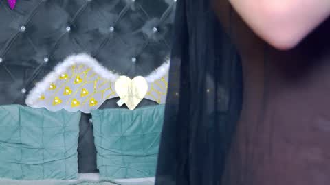 Anais Carter online show from 10.28.25