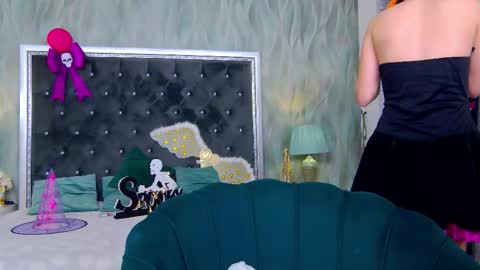 Anais Carter online show from 10.30.25