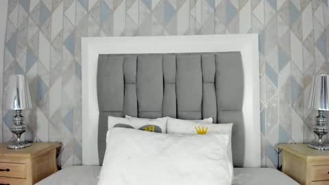   online show from 11.11.25