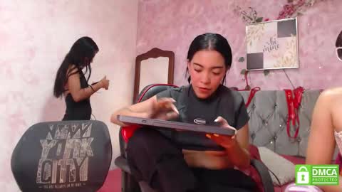 Snapshot of anais_victoria chatting on 10.09.25 Anais Victoria online show from 10.09.25