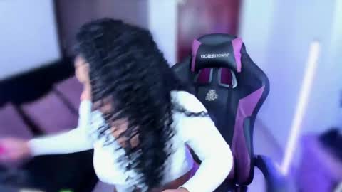      help me to get 100 thumps up  online show from 12.05.24