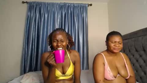 Snapshot of analeia_ chatting on 09.25.25 Analeia online show from 09.25.25