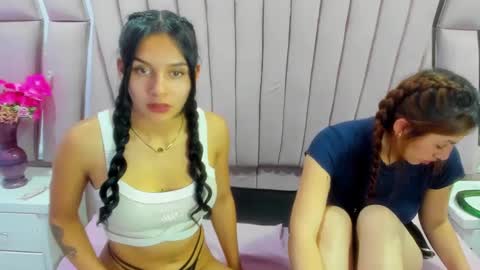 Snapshot of anales_deep_69 chatting on 12.03.24 AbbyAndAntonela online show from 12.03.24