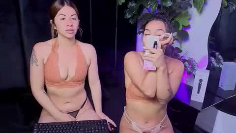 AbbyAndAntonela online show from 04.27.26