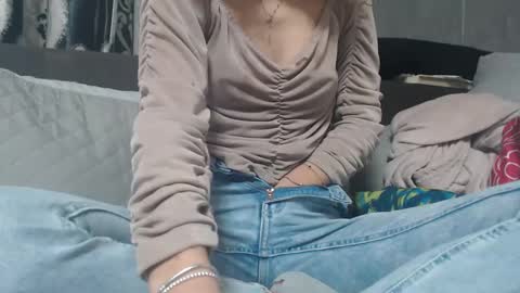 Snapshot of analove200 chatting on 02.18.25 analove200 online show from 02.18.25