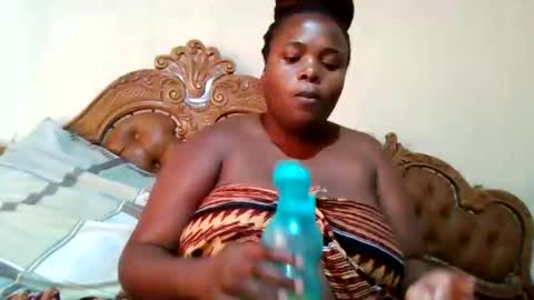 Snapshot of analslut1987 chatting on 10.24.25 analslut1987 online show from 10.24.25