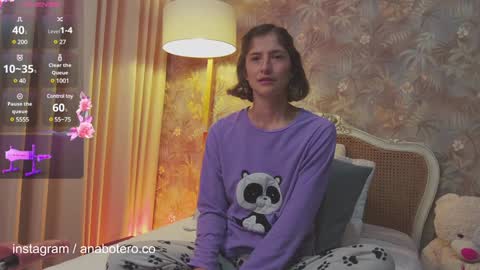 Snapshot of anam8 chatting on 01.09.25 Ana Mara Botero online show from 01.09.25