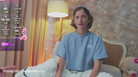 Snapshot of anam8 chatting on 01.11.25 Ana Mara Botero online show from 01.11.25