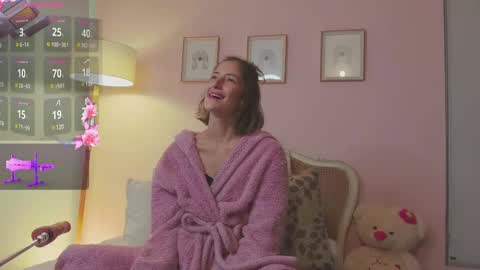 Snapshot of anam8 chatting on 02.14.25 Ana Mara Botero online show from 02.14.25