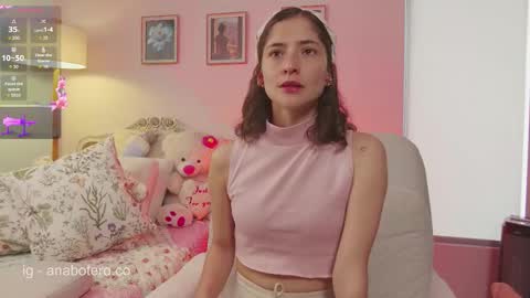 Snapshot of anam8 chatting on 09.10.25 Ana Mara Botero online show from 09.10.25