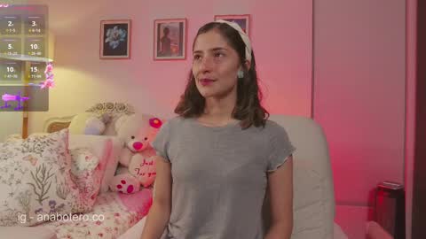 Snapshot of anam8 chatting on 09.13.25 Ana Mara Botero online show from 09.13.25