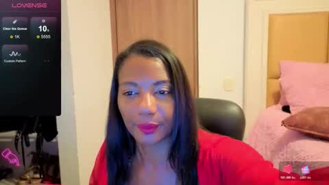 Snapshot of anamaar chatting on 11.07.25 Ana online show from 11.07.25