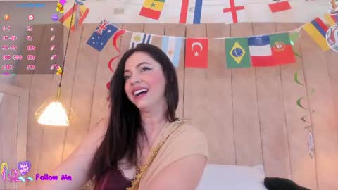 Snapshot of anantaa chatting on 06.16.26 Ananta online show from 06.16.26