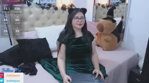 Anastasia Redgrave online show from 11.23.25