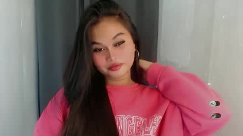 Snapshot of anaruru_ chatting on 04.11.26 ANA online show from 04.11.26