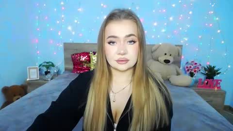 anastacyyellig online show from 01.14.25