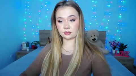 anastacyyellig online show from 01.30.25