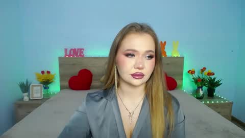 anastacyyellig online show from 03.08.25