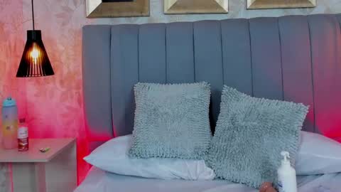 Snapshot of anastasia_steelegb chatting on 02.17.25 Mia online show from 02.17.25