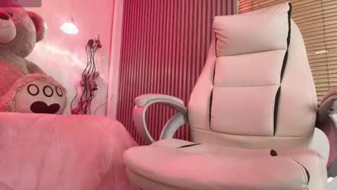 Snapshot of anastasia_stiile chatting on 10.07.25 Anastasia online show from 10.07.25