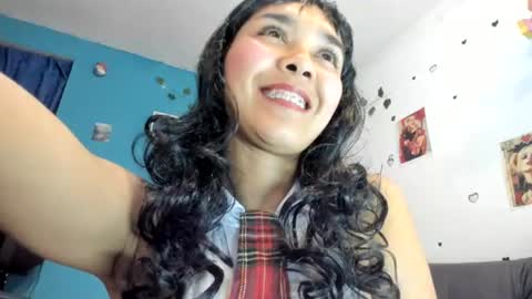 Snapshot of anastasia_tuya chatting on 06.26.26 anastasia online show from 06.26.26