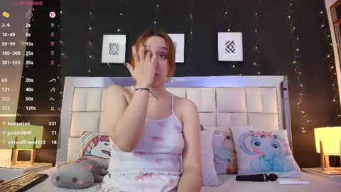 Snapshot of anastasia_windel chatting on 09.14.25 Anastasia online show from 09.14.25