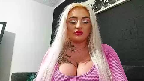 AnastasiaAmore online show from 12.18.25