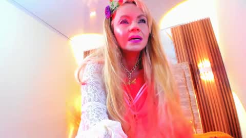 Snapshot of anastasiataylor_ chatting on 01.25.25 Ana 3 online show from 01.25.25