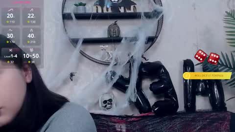 Anays online show from 10.23.25